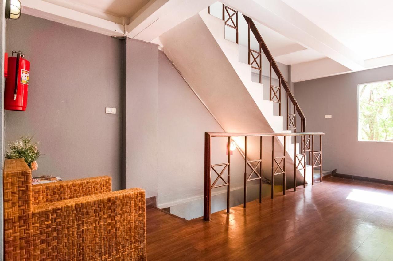 Oyo 437 Hostel Na Nara 曼谷 外观 照片